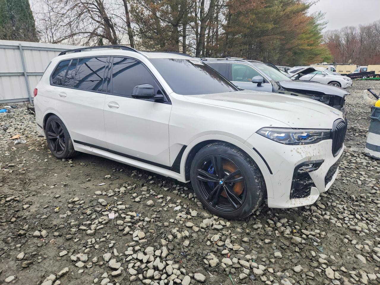 BMW X Series M50i
