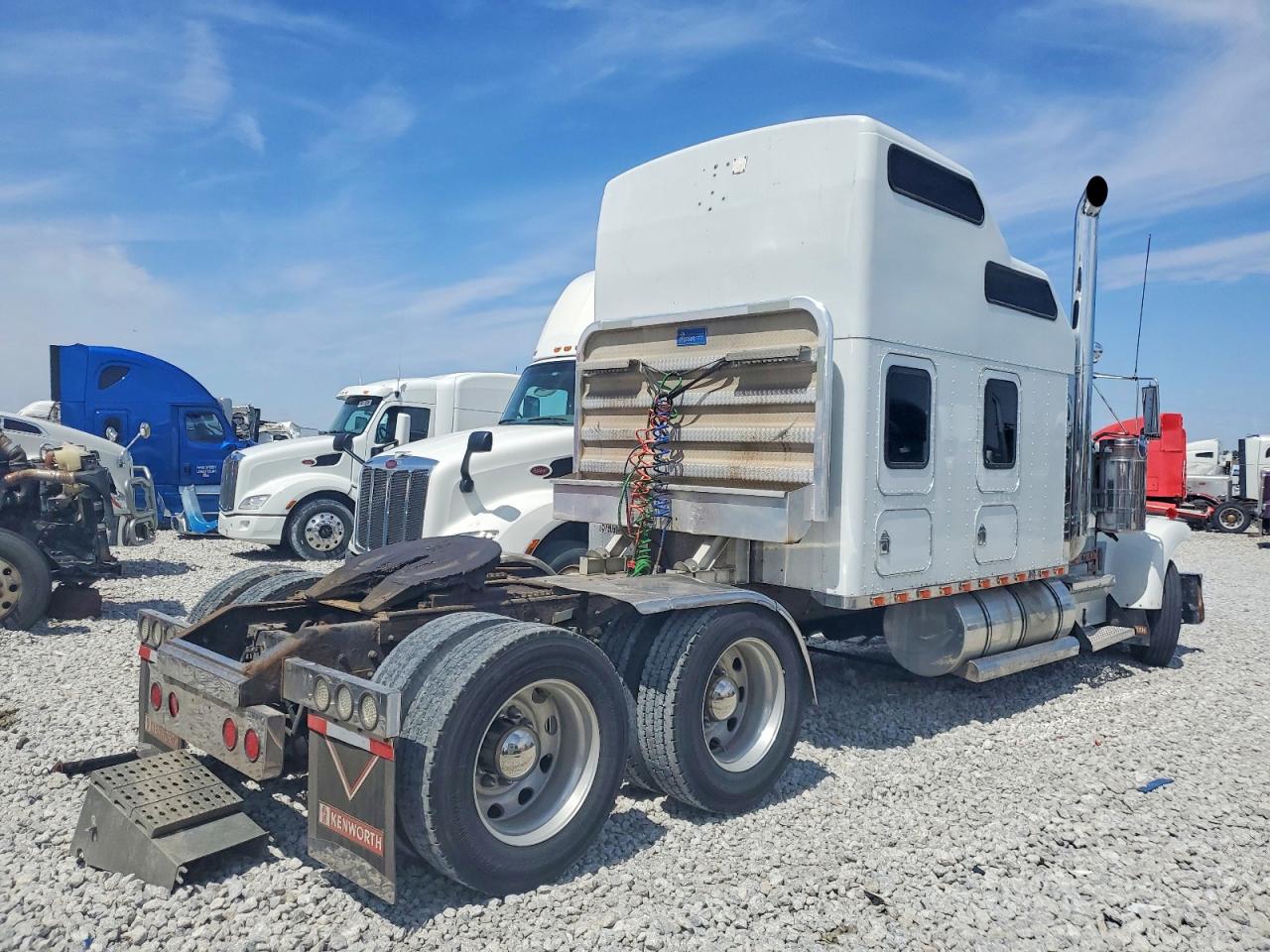 Kenworth Construction W900