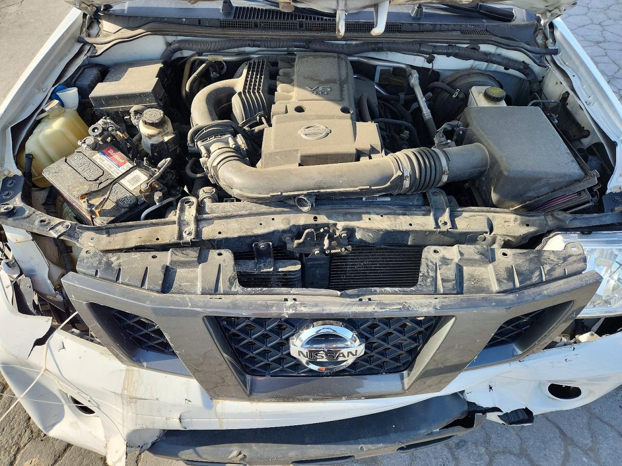 Nissan Frontier Sv V6