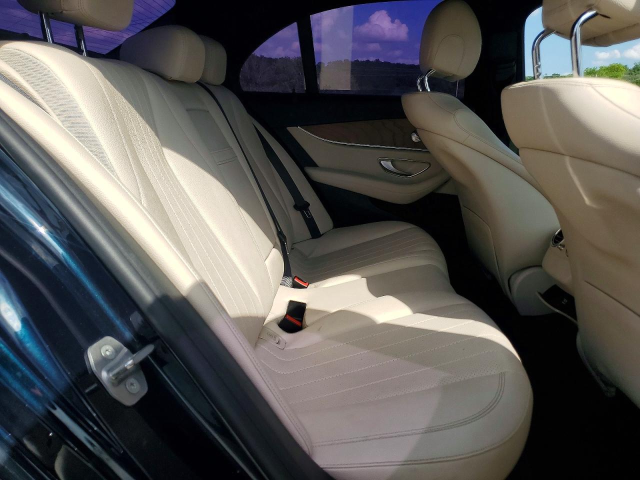 Mercedes-Benz E-Class 300