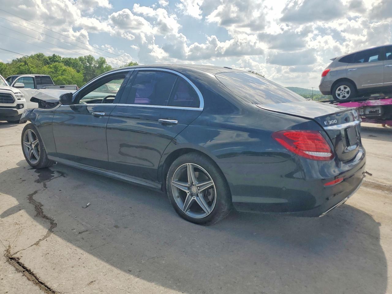Mercedes-Benz E-Class 300