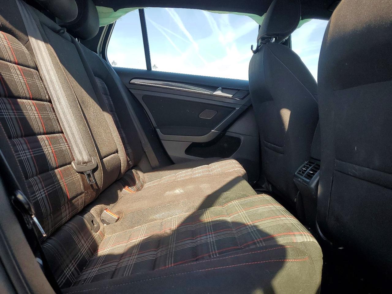 Volkswagen GTI S