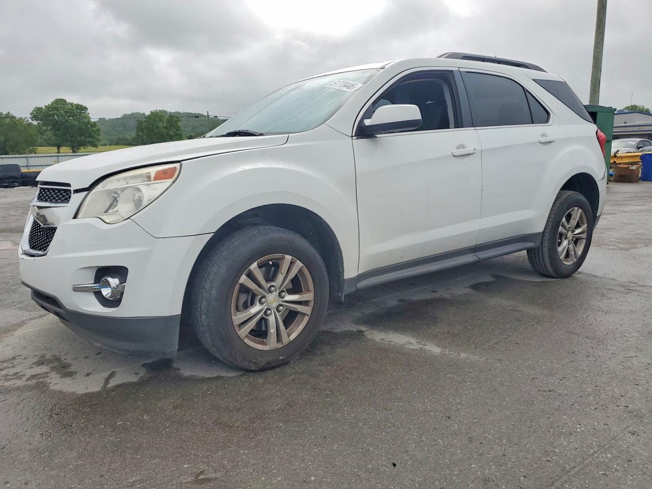 Salvage Chevrolet Equinox Image