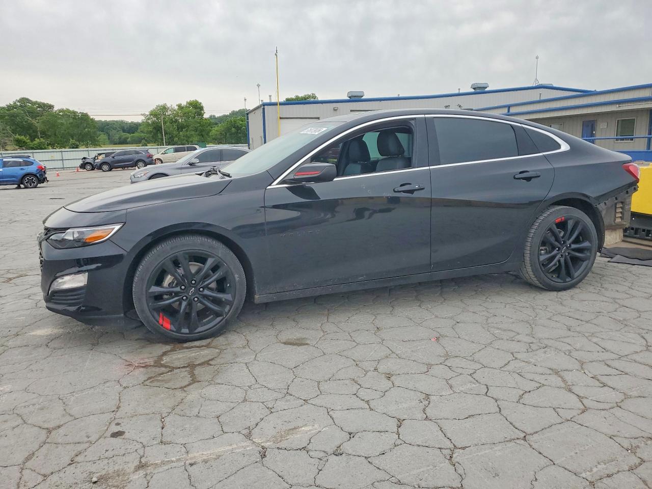 Salvage Chevrolet Malibu Image
