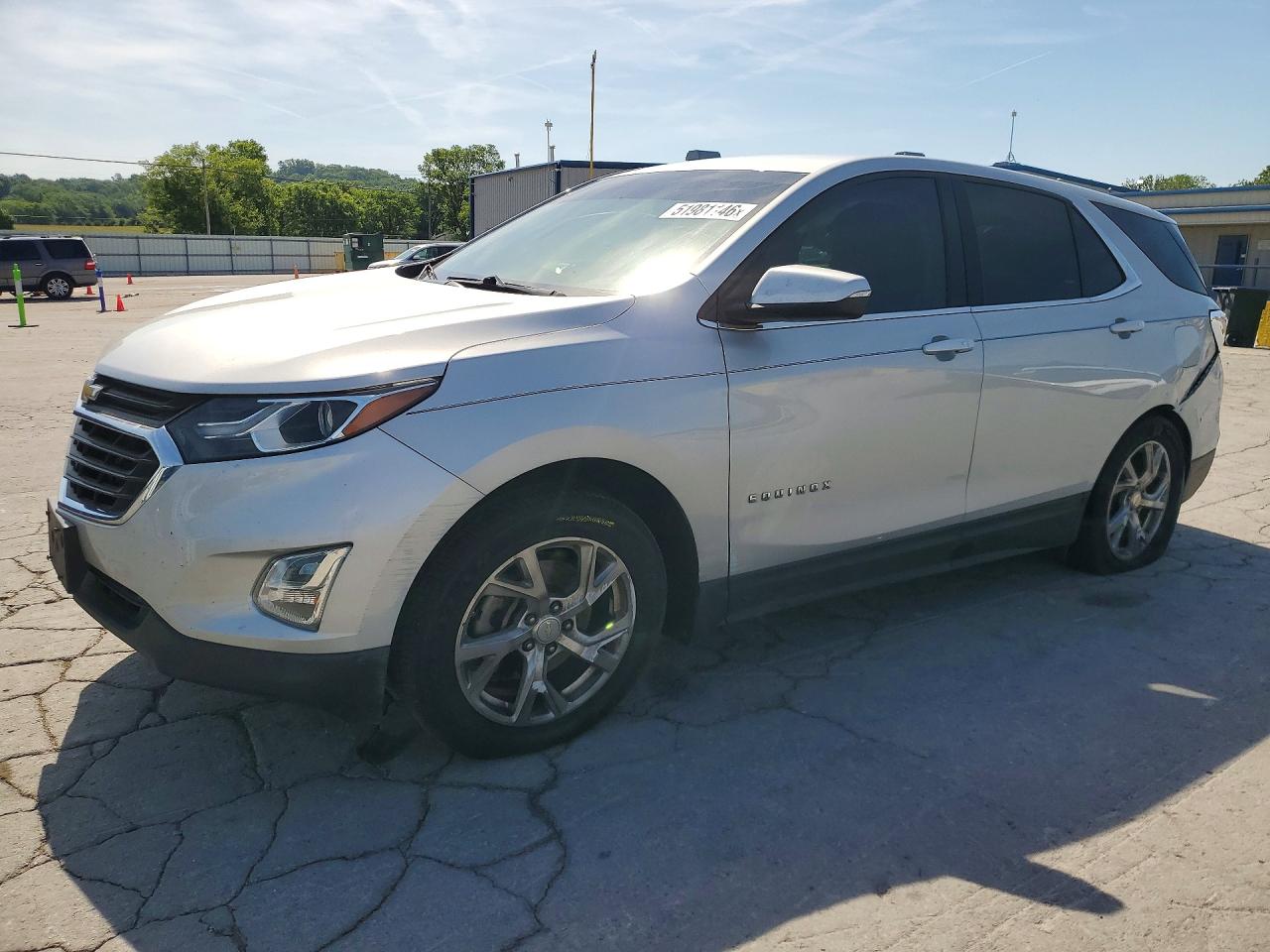 Salvage Chevrolet Equinox Image