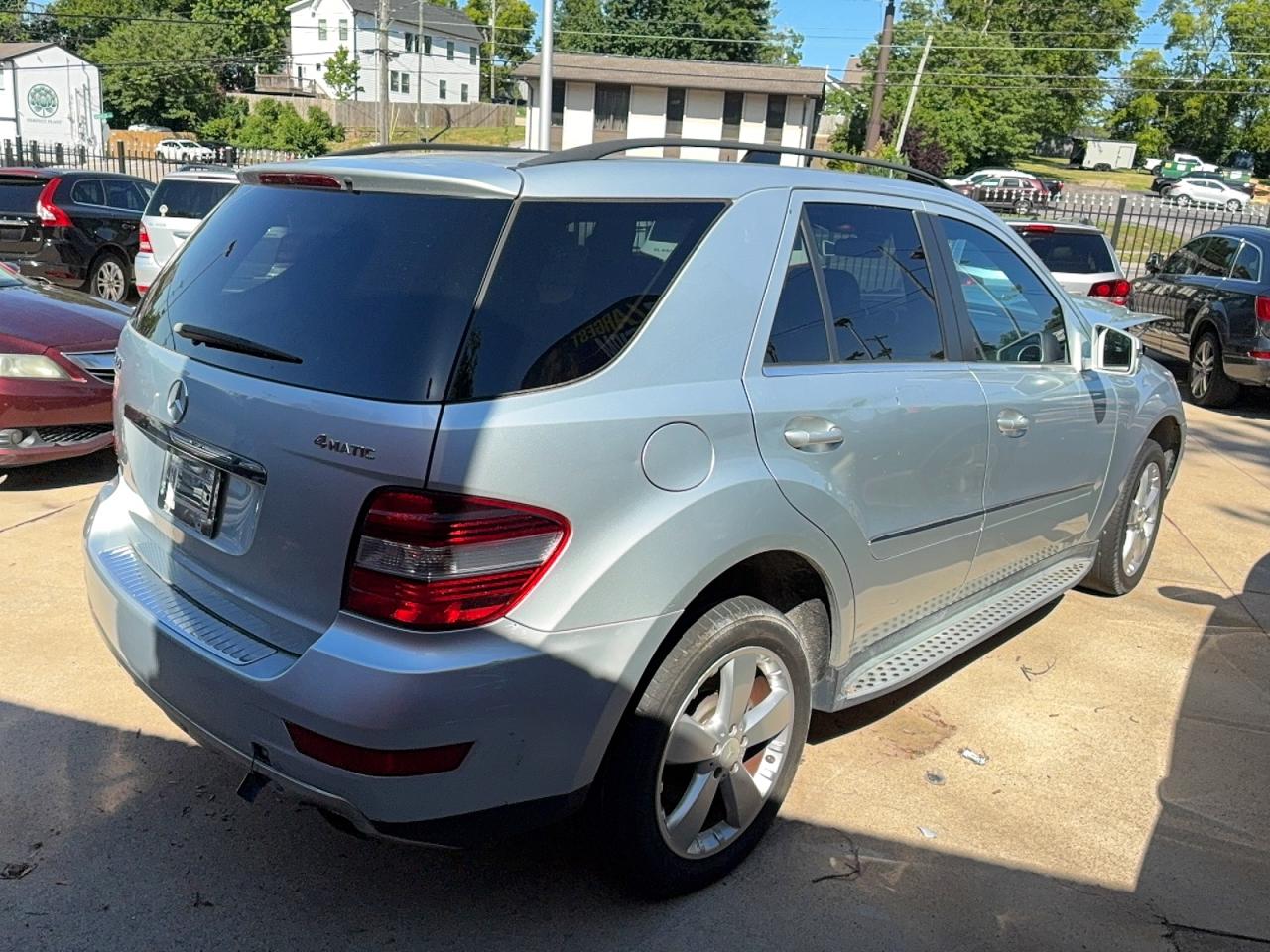 Mercedes-Benz M-Class 350 4matic