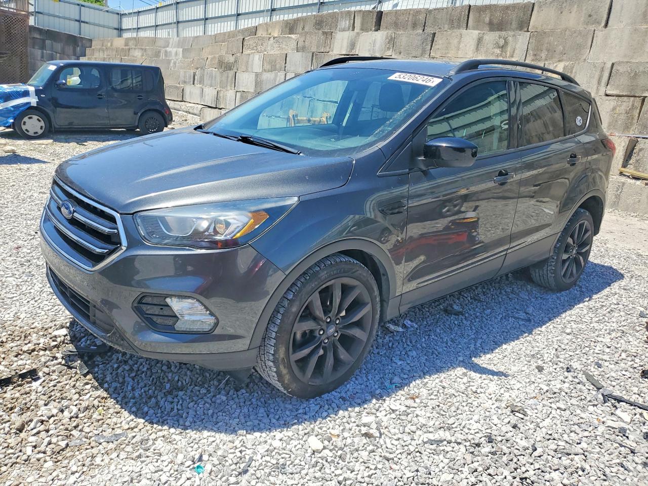 Salvage Ford Escape Image