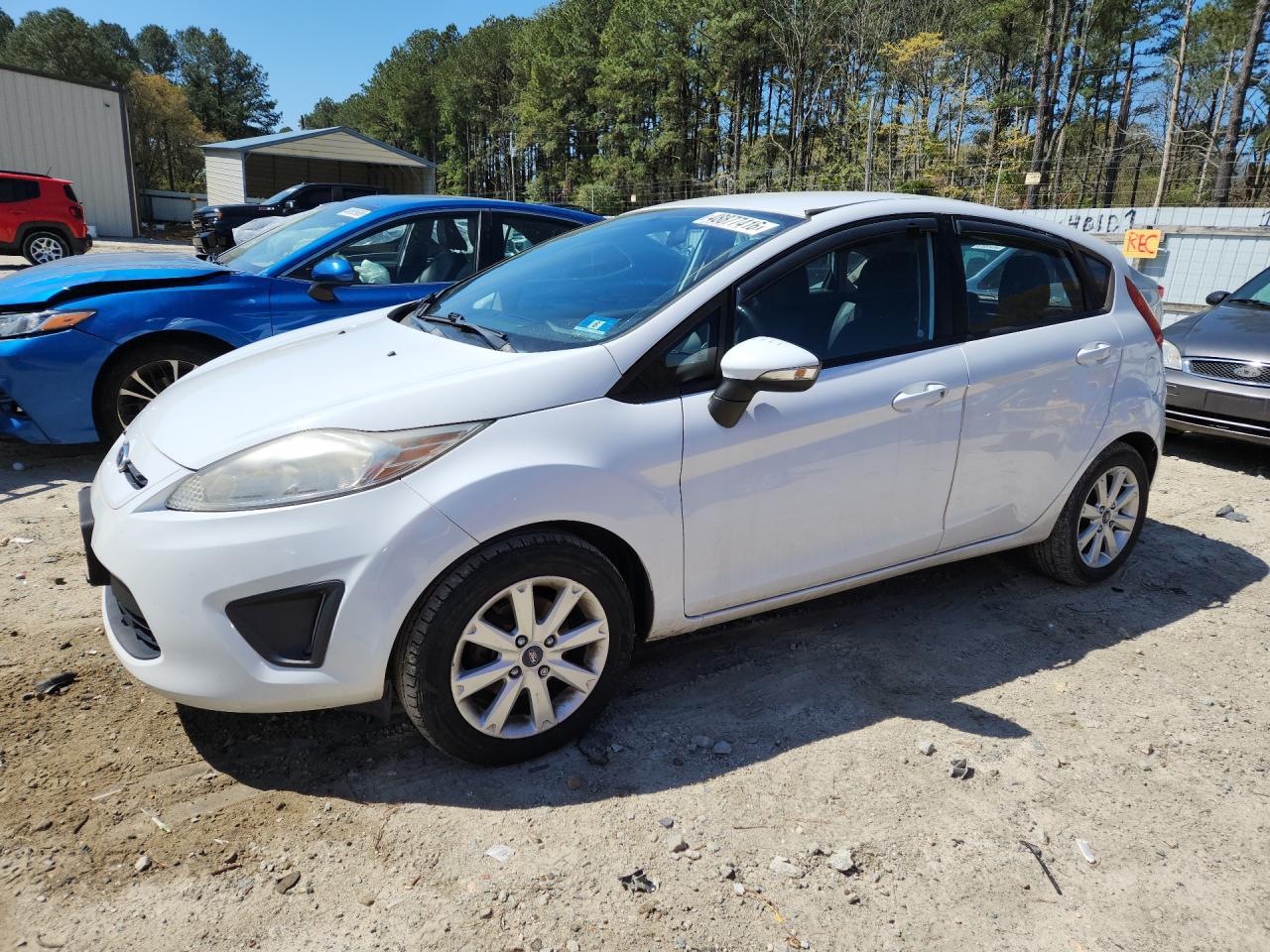 Salvage Ford Fiesta Image