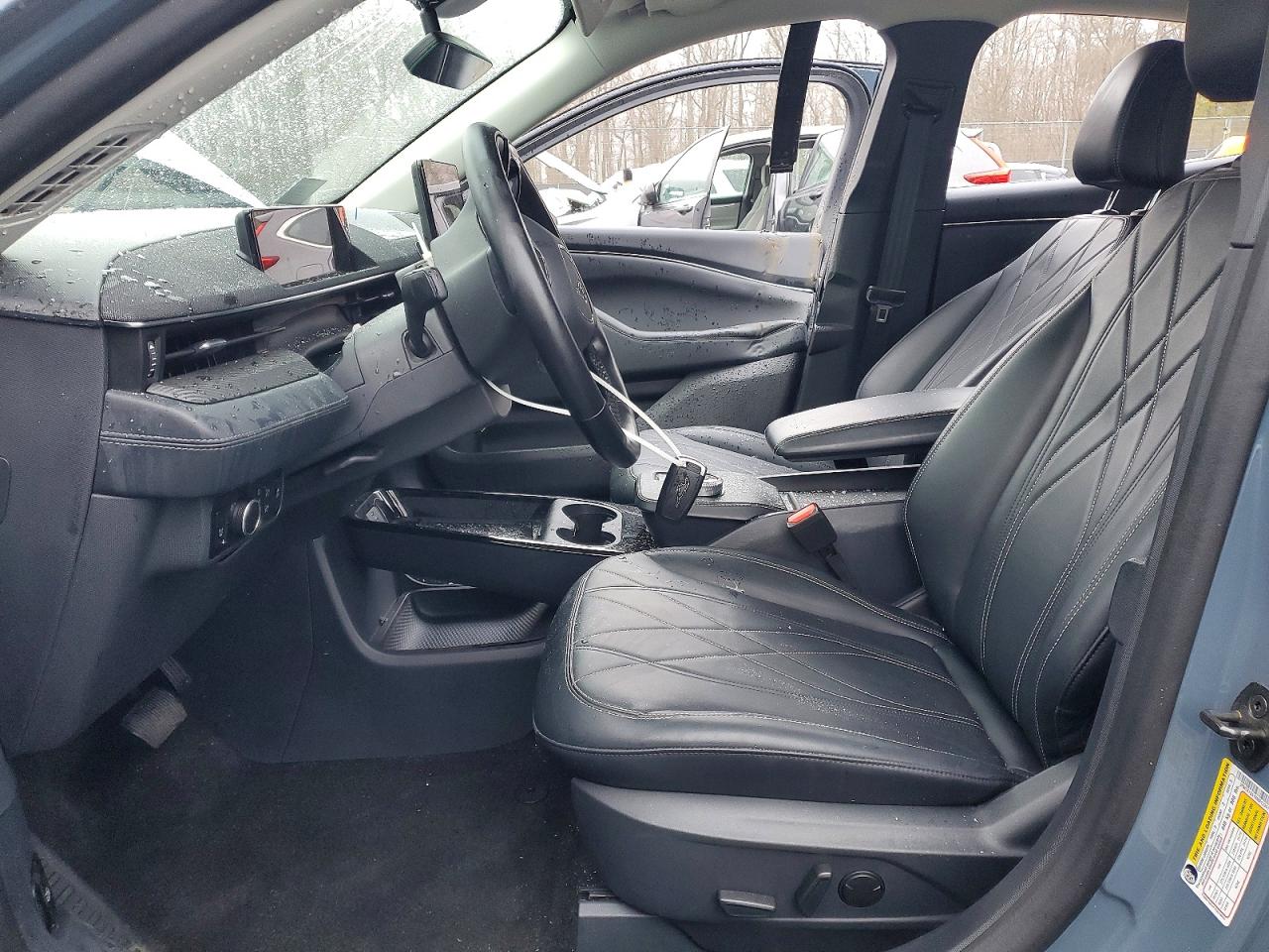 Ford Mustang Select