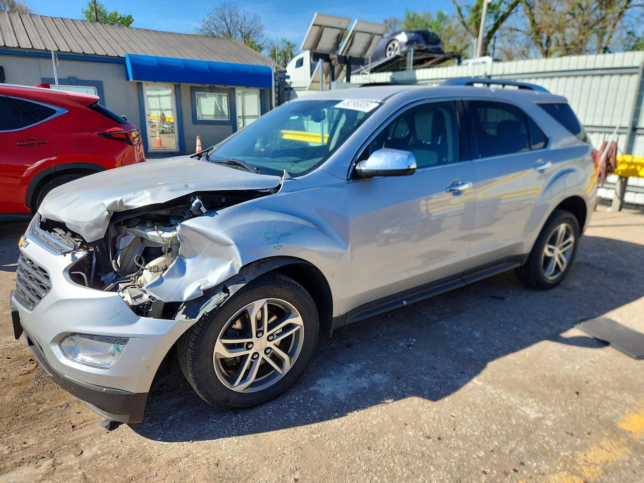 Salvage Chevrolet Equinox Image