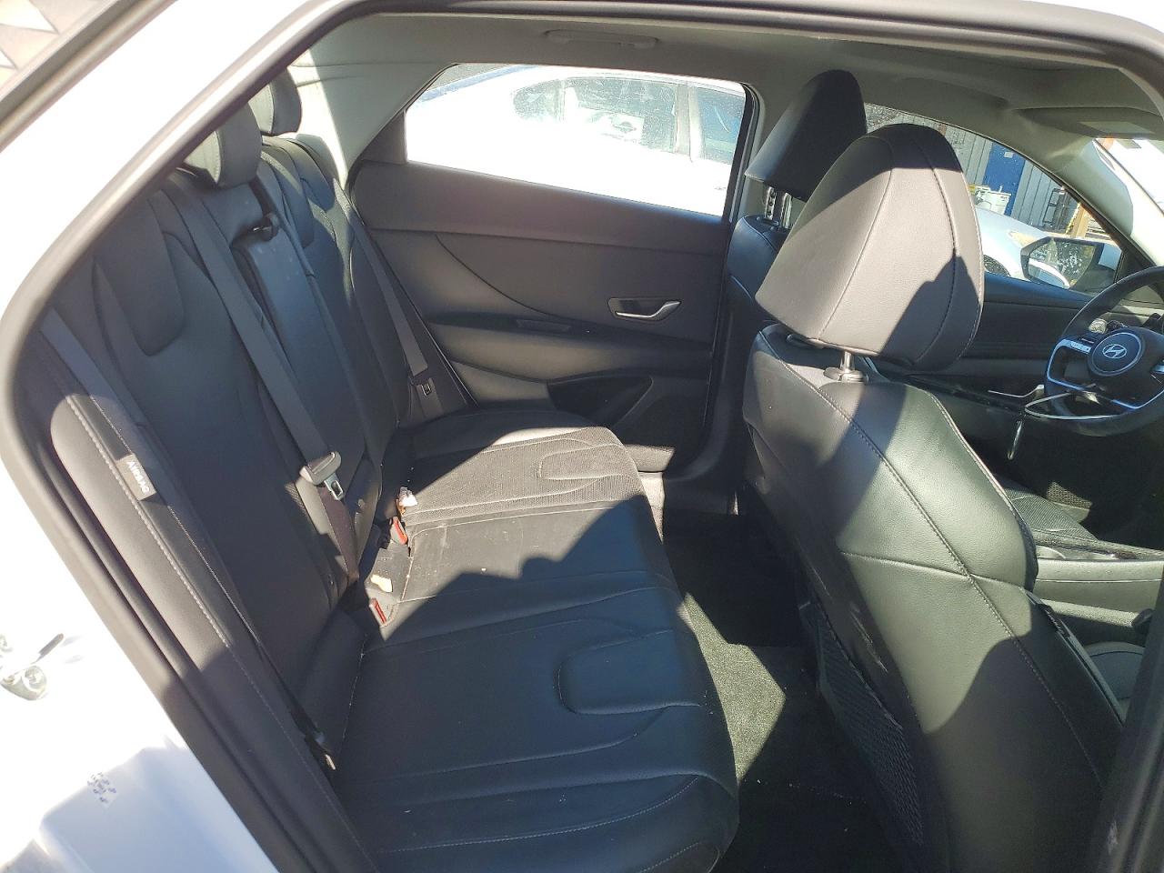 Hyundai ELANTRA Limited