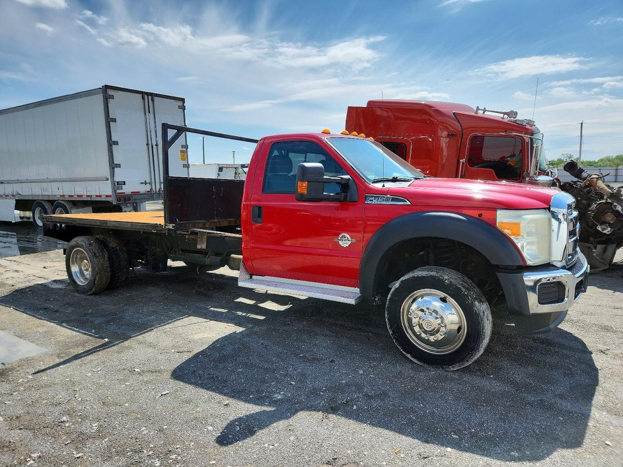 Salvage Ford F-450 Image