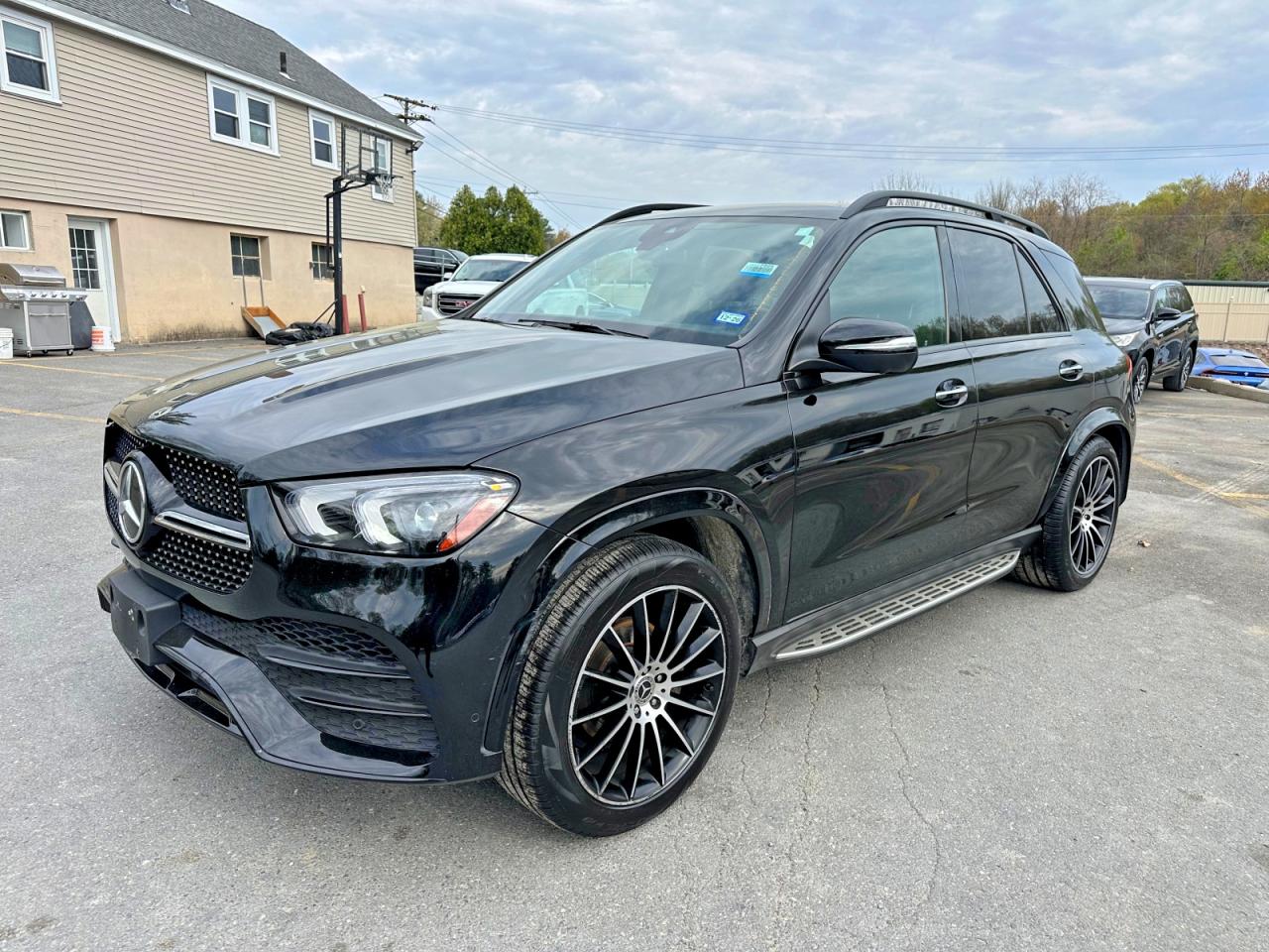 Salvage Mercedes-Benz GLE Image