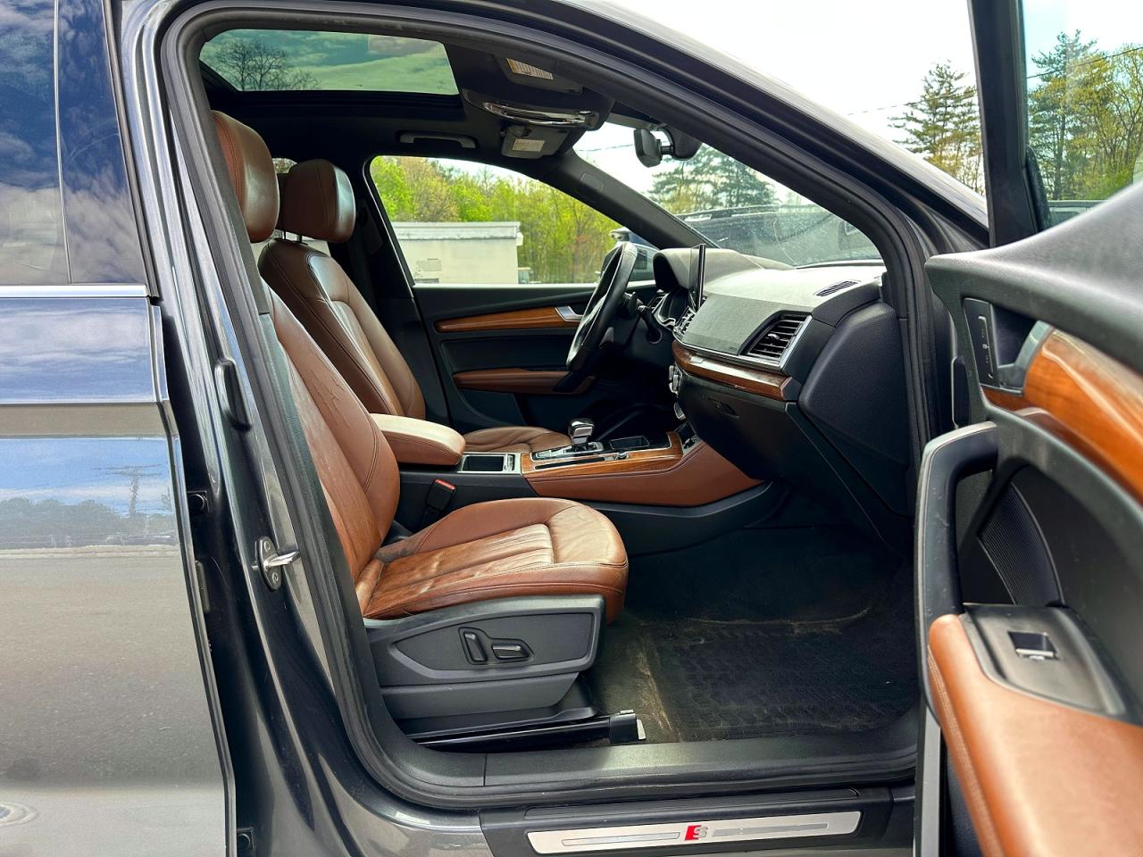 Audi Q5 Premium Plus 45