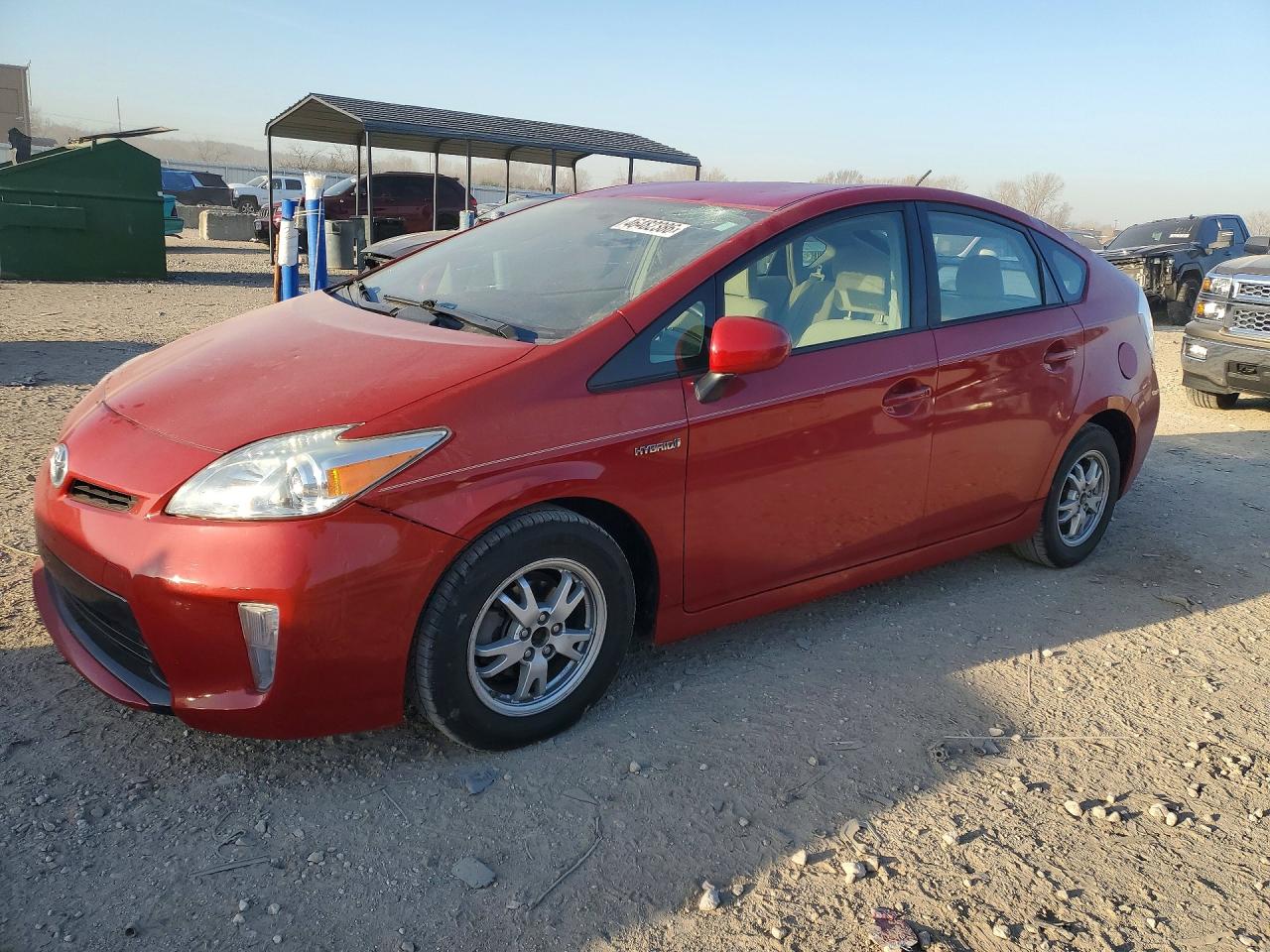 Salvage Toyota Prius Image