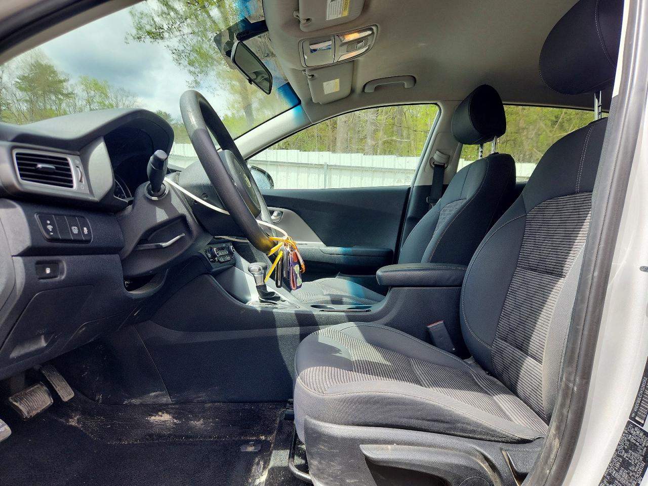 Kia Niro Lx