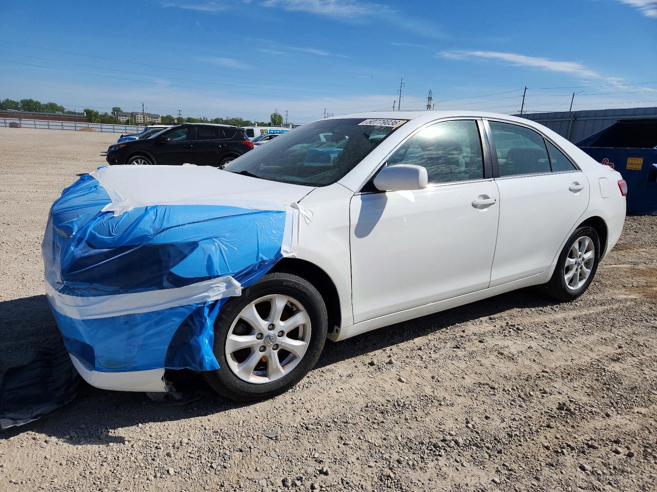Salvage Toyota Camry Image