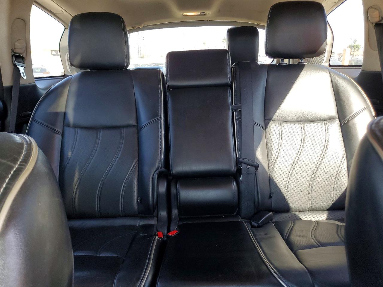 INFINITI Qx Base