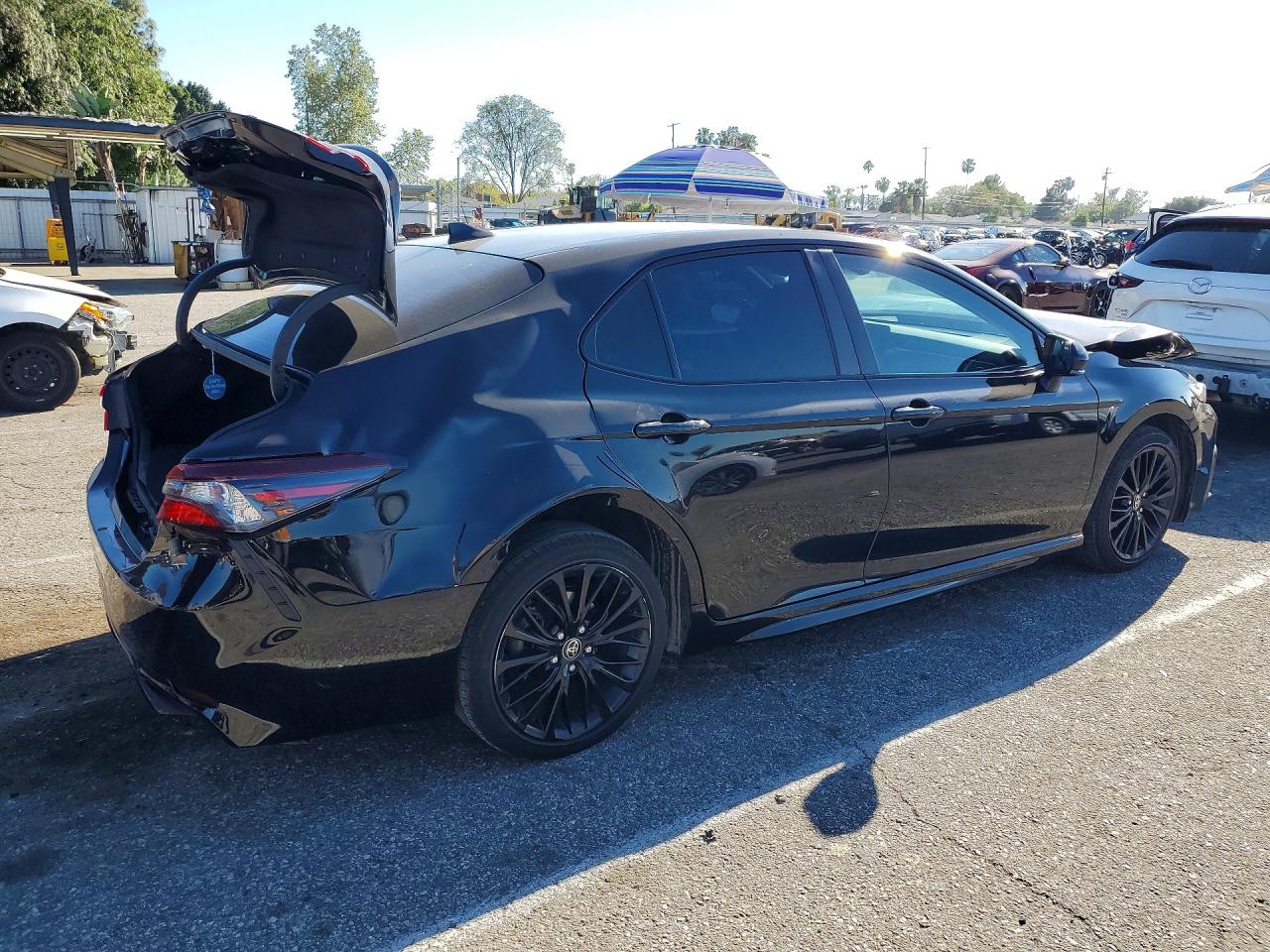 Toyota Camry Se Nightshade