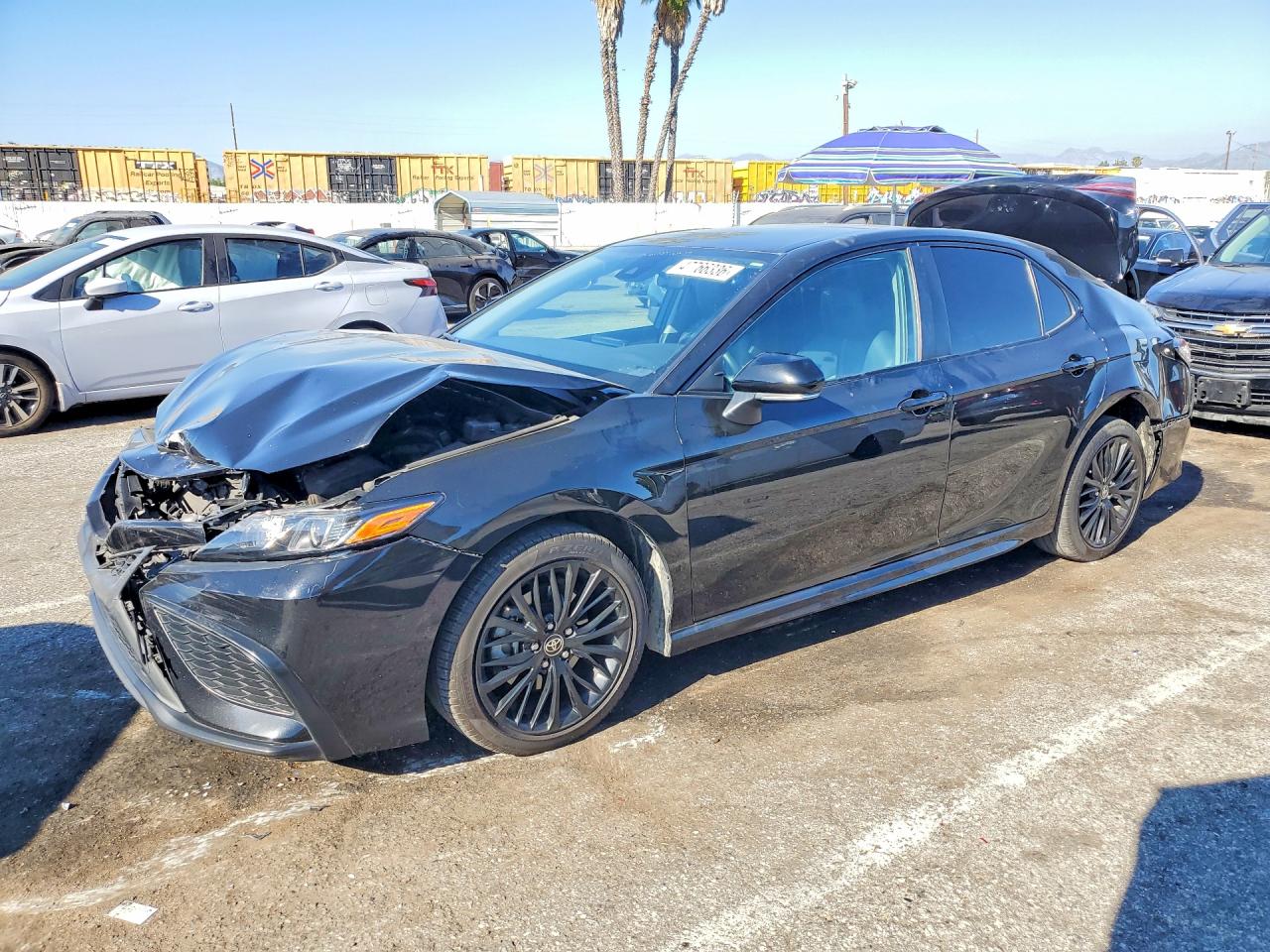 Salvage Toyota Camry Image