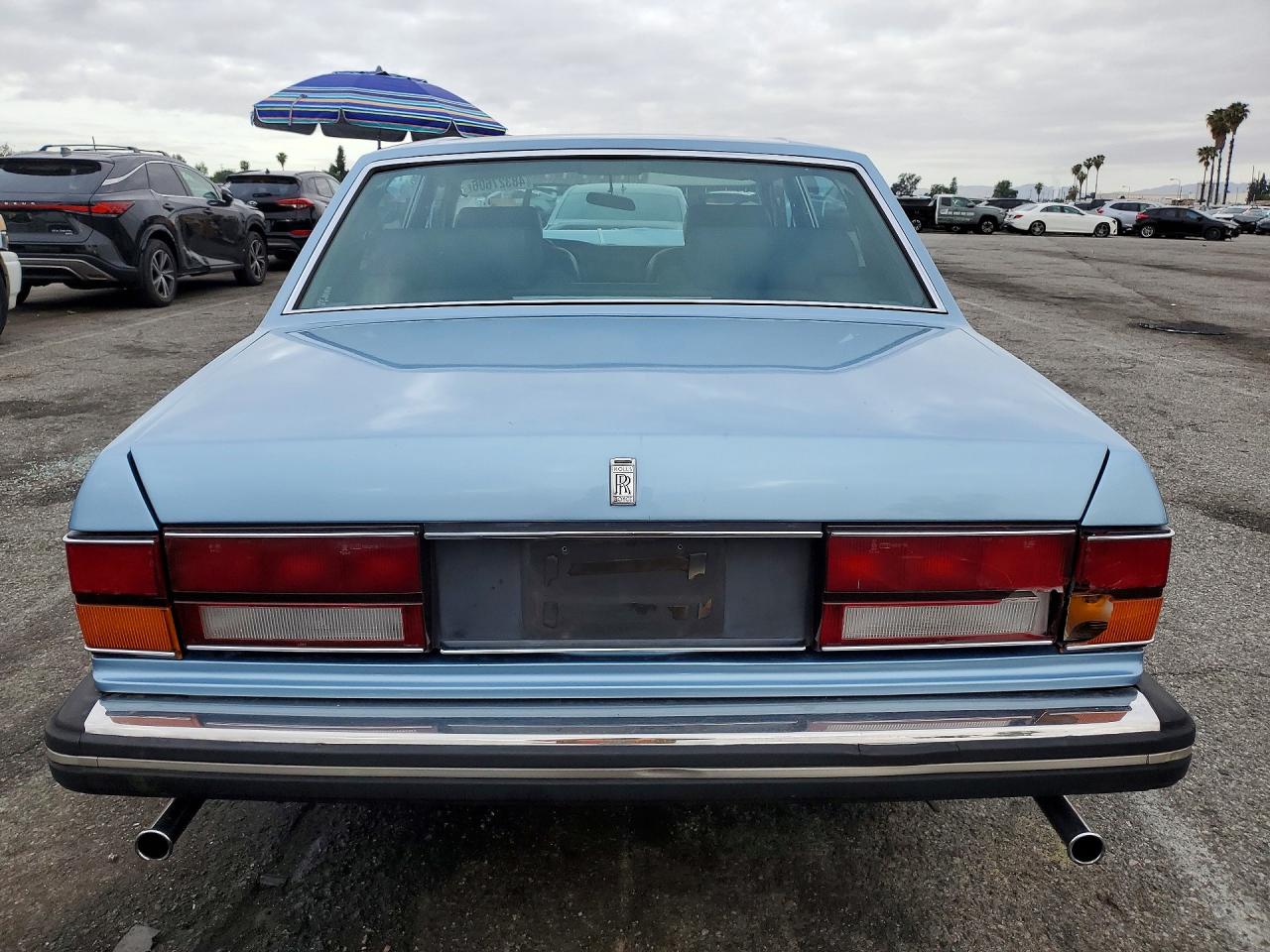 Rolls-Royce Silver Spirit