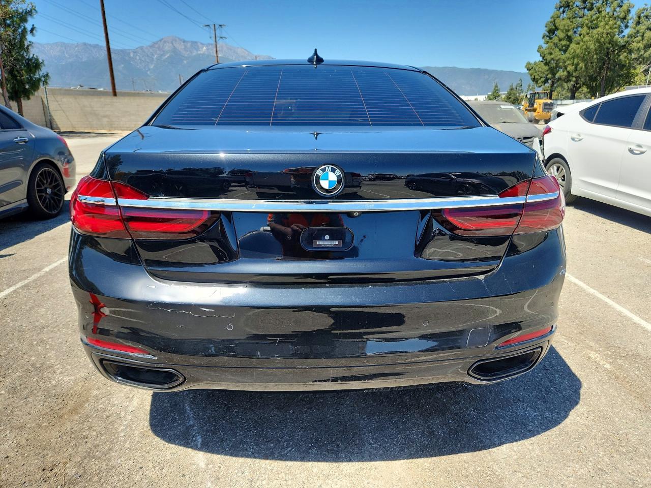 BMW 7 Series I