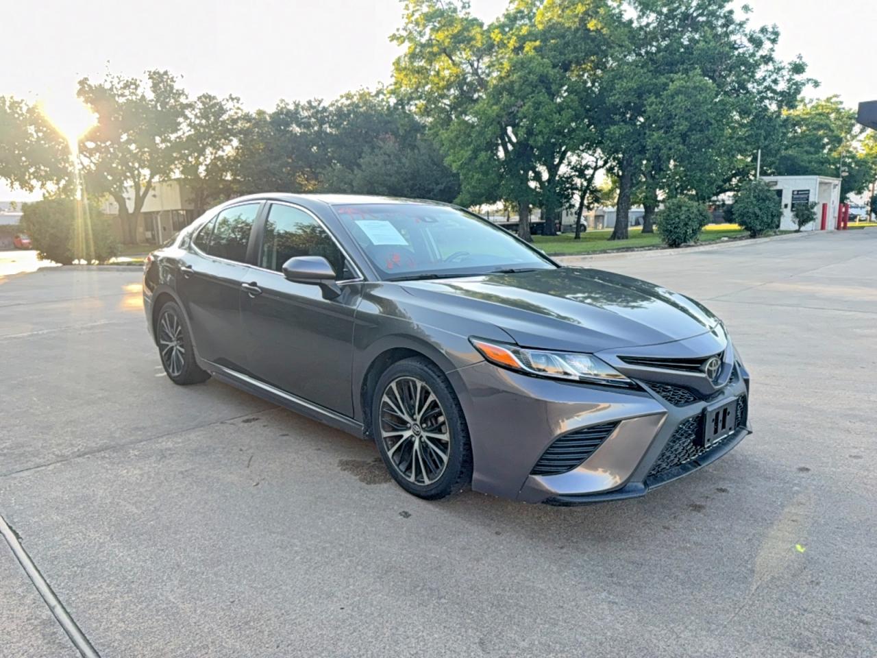 Salvage Toyota Camry Image