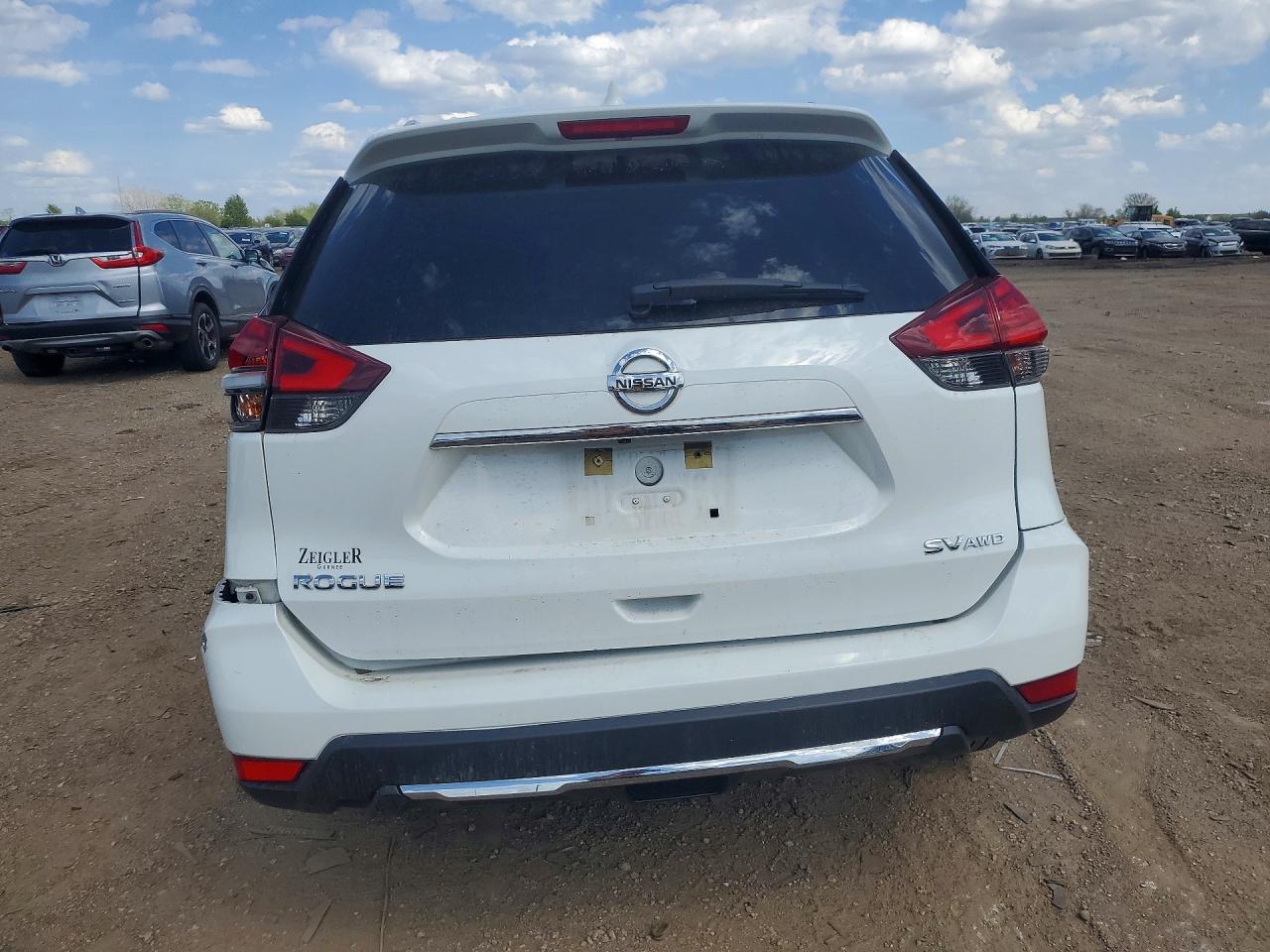 Nissan Rogue Sv