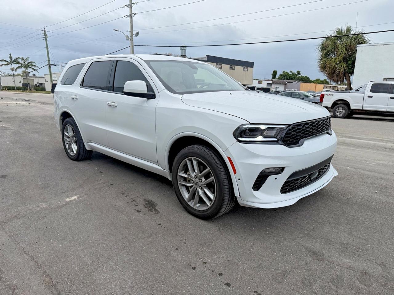 Salvage Dodge Durango Image