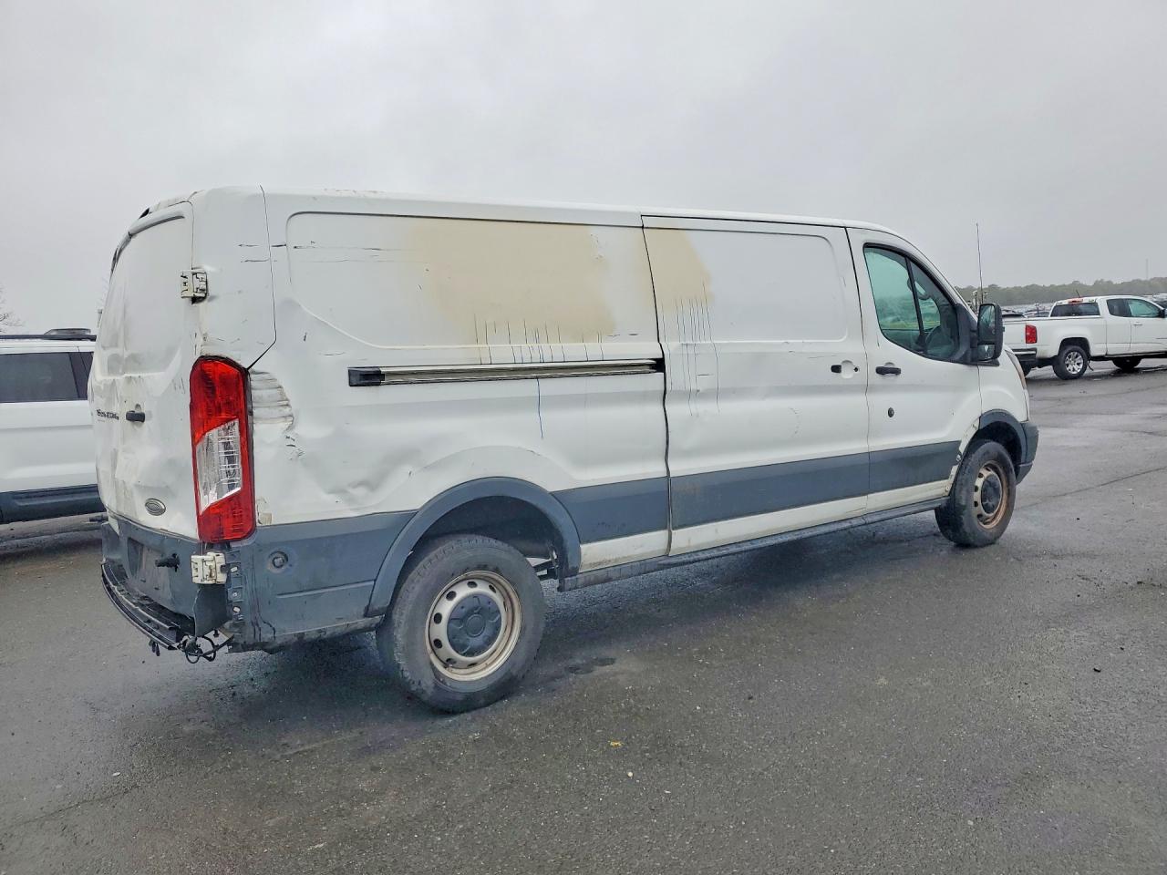 Ford Transit T-250
