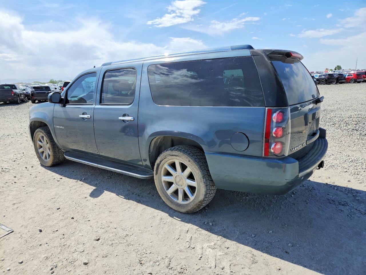 GMC Yukon Denali