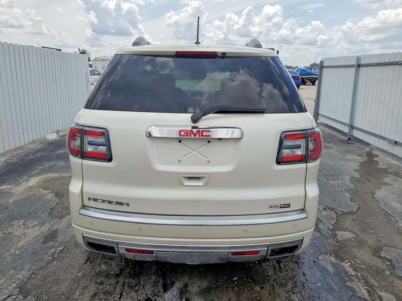 GMC Acadia Denali