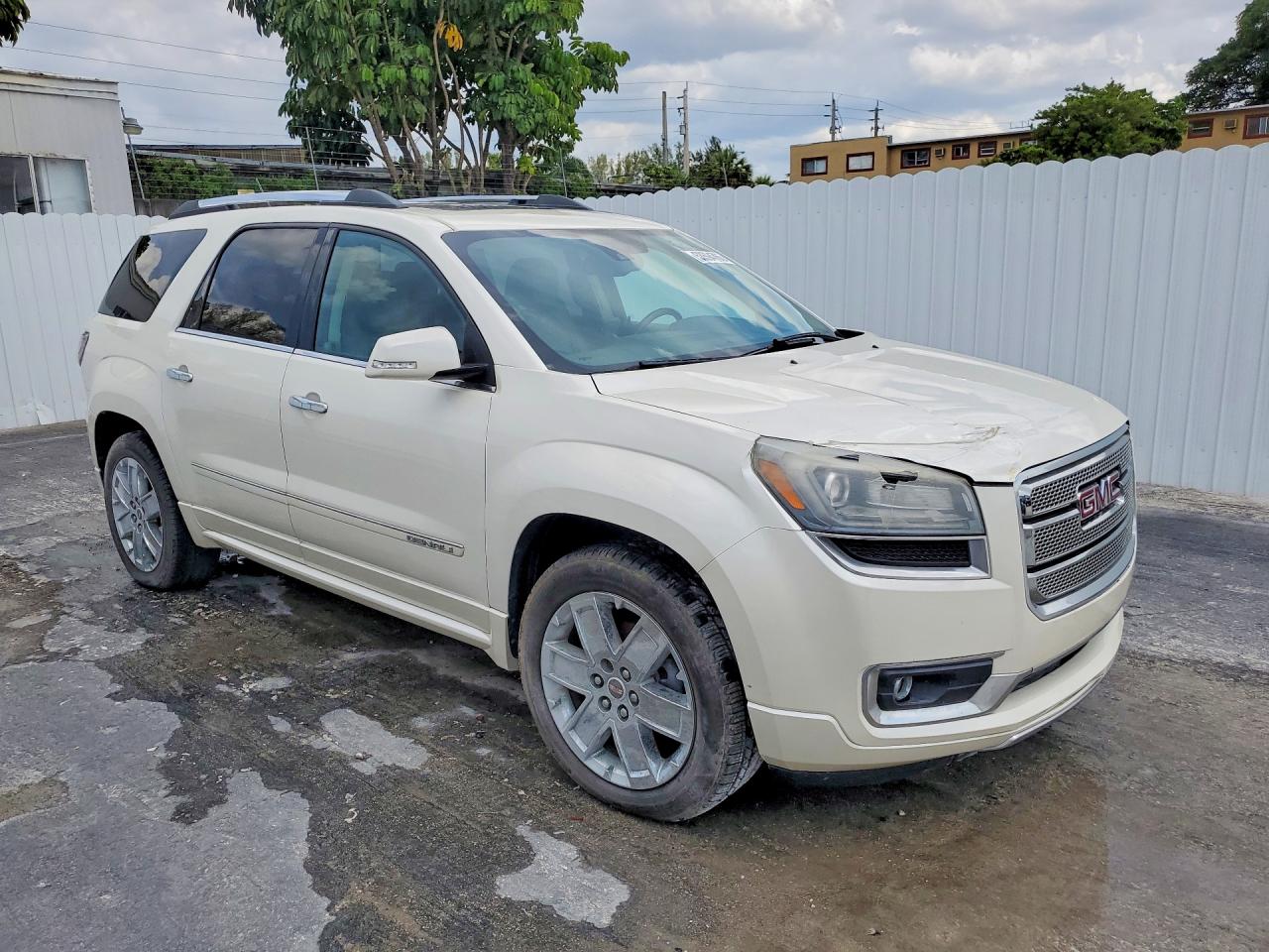 GMC Acadia Denali
