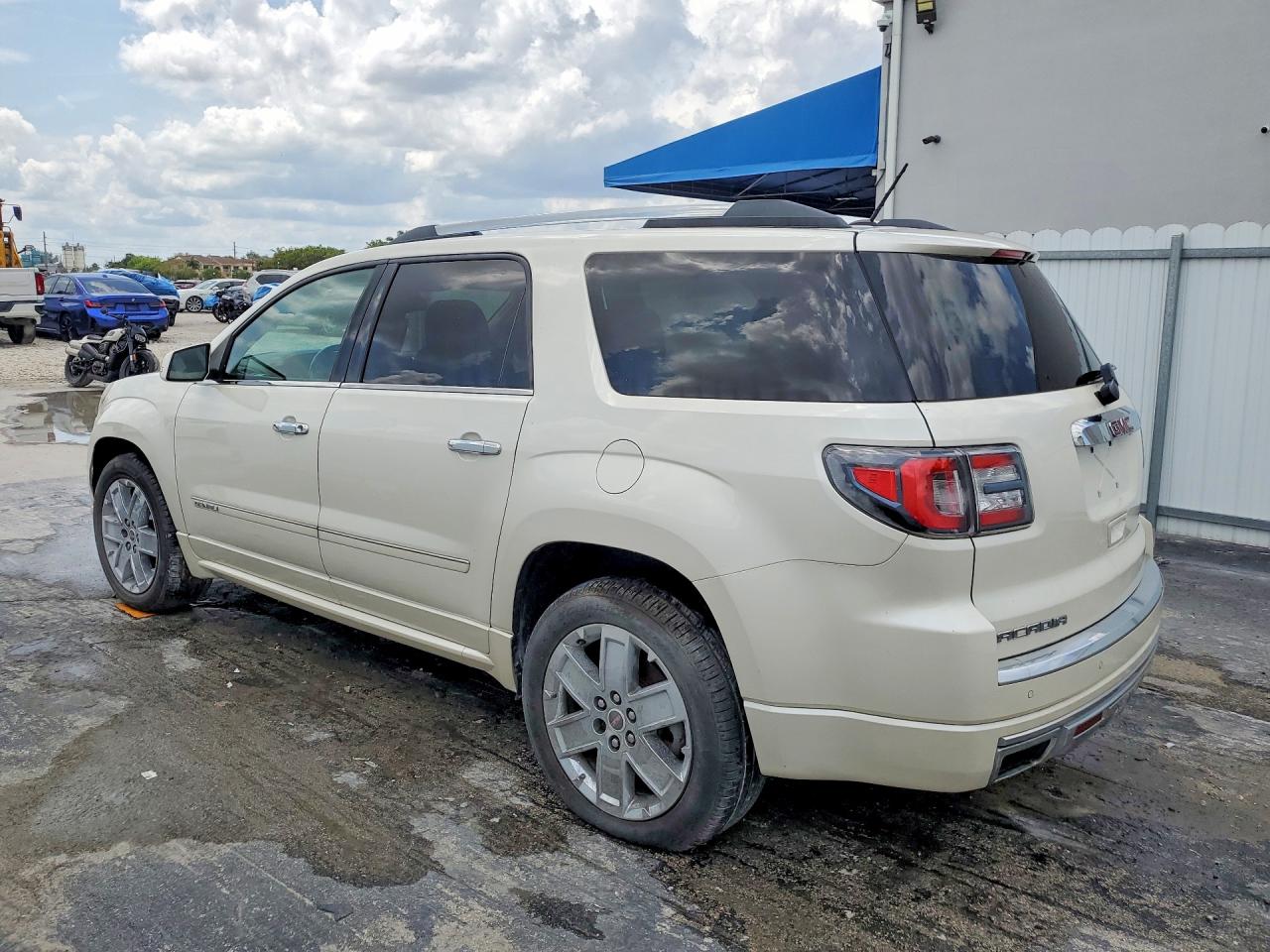GMC Acadia Denali