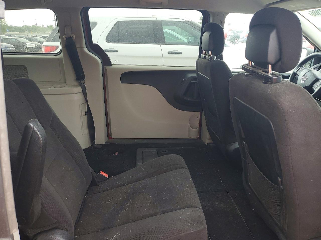 Dodge Caravan Sxt