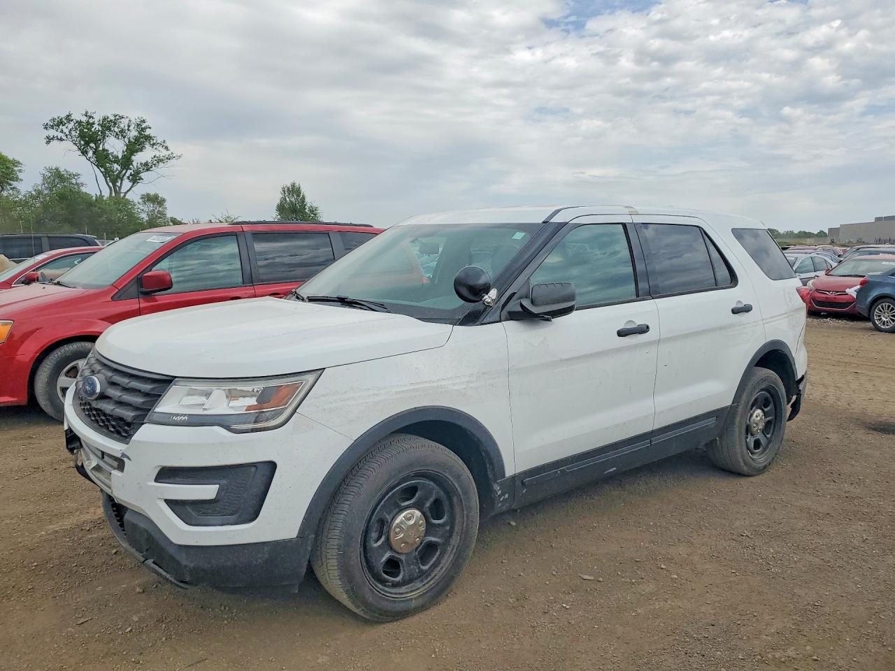 Salvage Ford Explorer Image