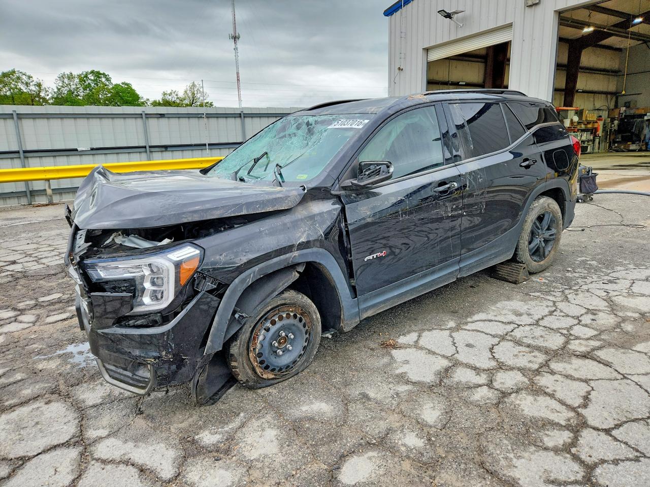Salvage GMC Terrain Image
