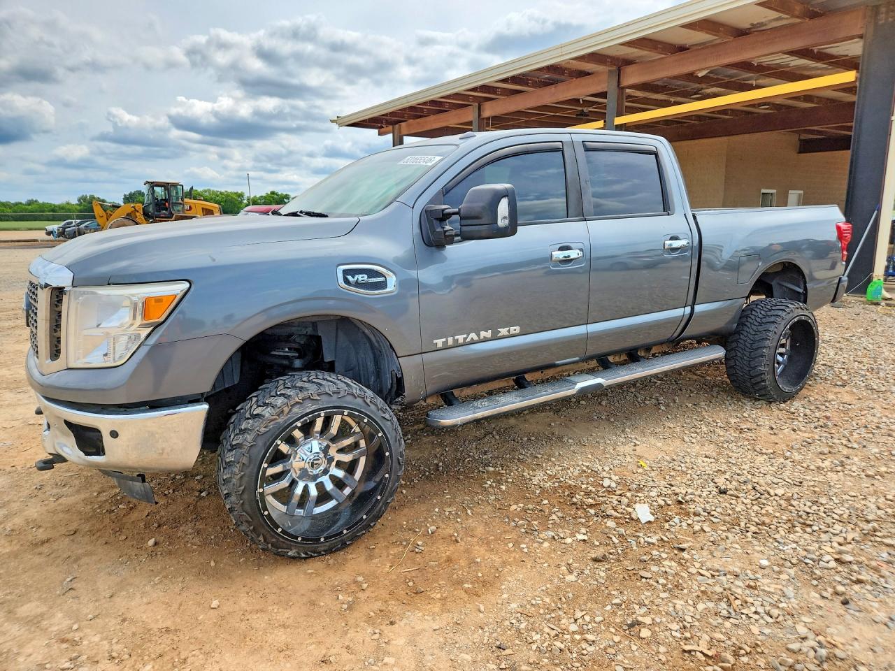 Salvage Nissan Titan Image