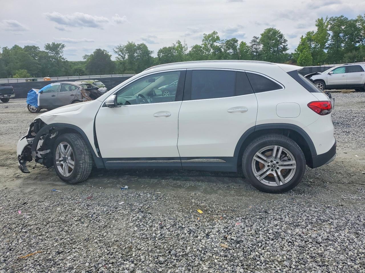 Mercedes-Benz GLA 250 4matic