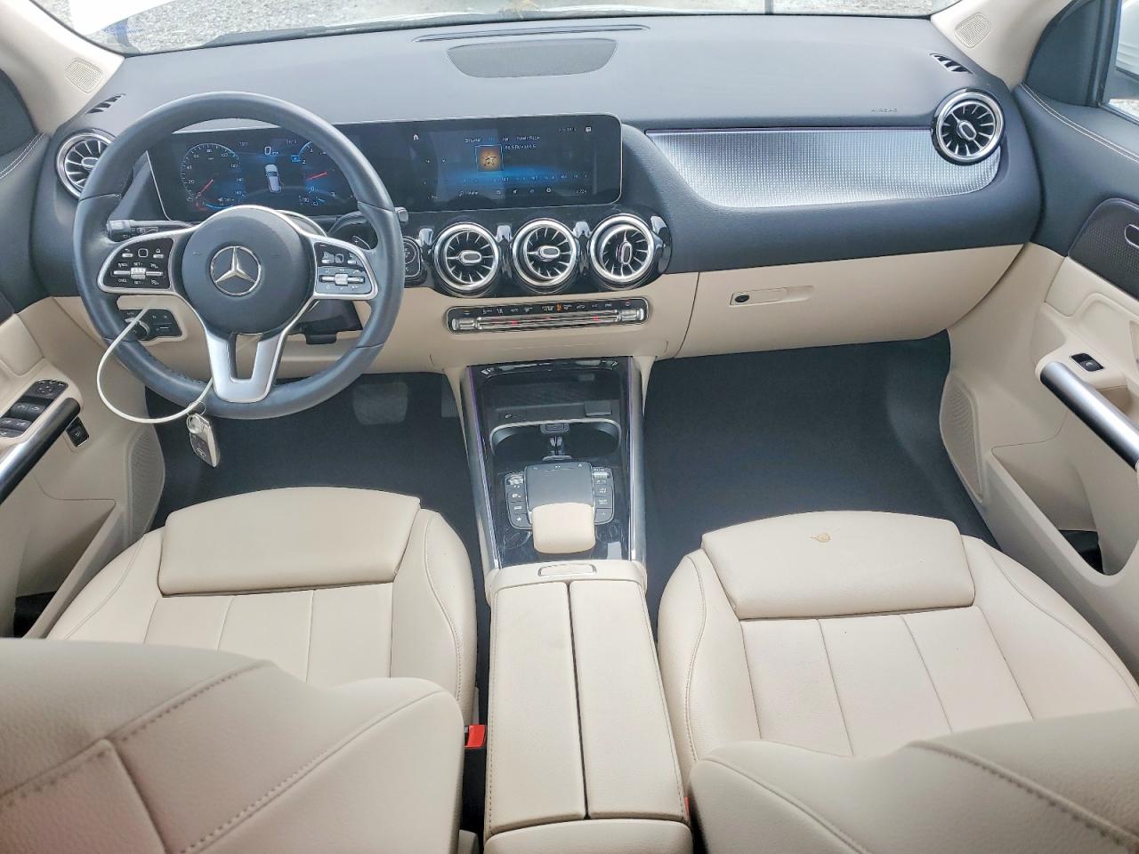 Mercedes-Benz GLA 250 4matic