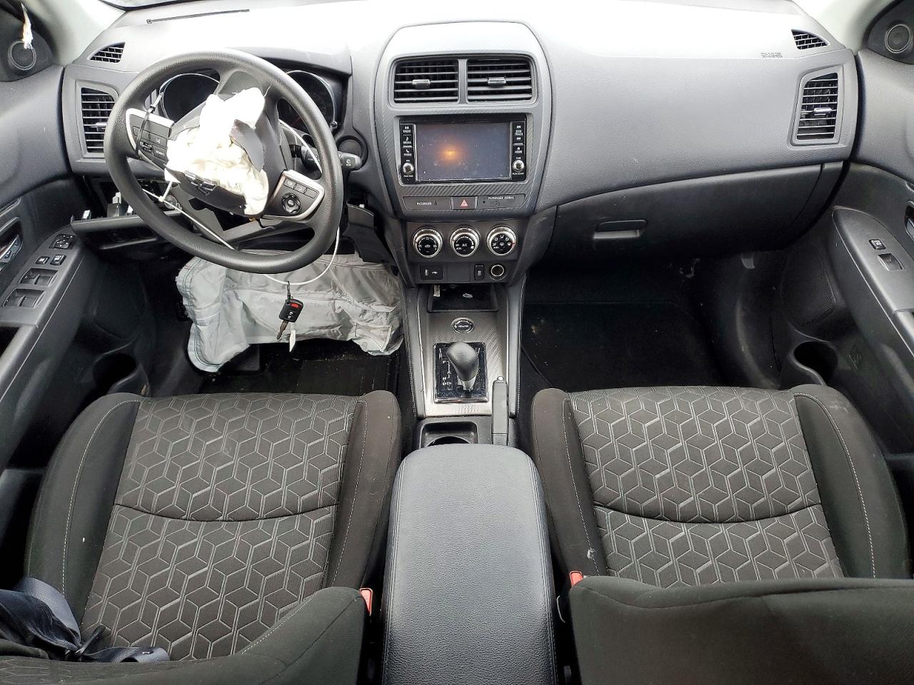 Mitsubishi Outlander S