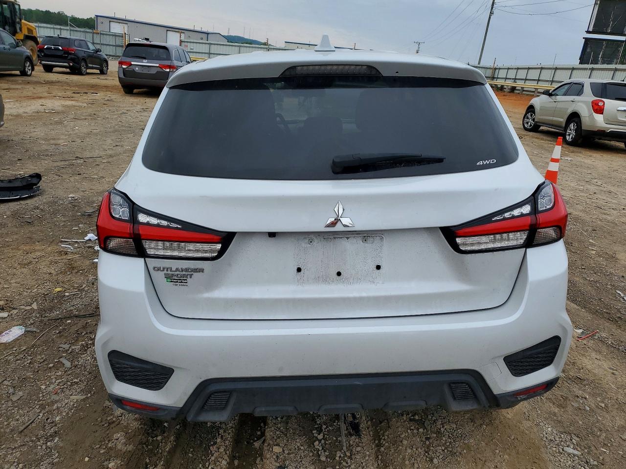 Mitsubishi Outlander S