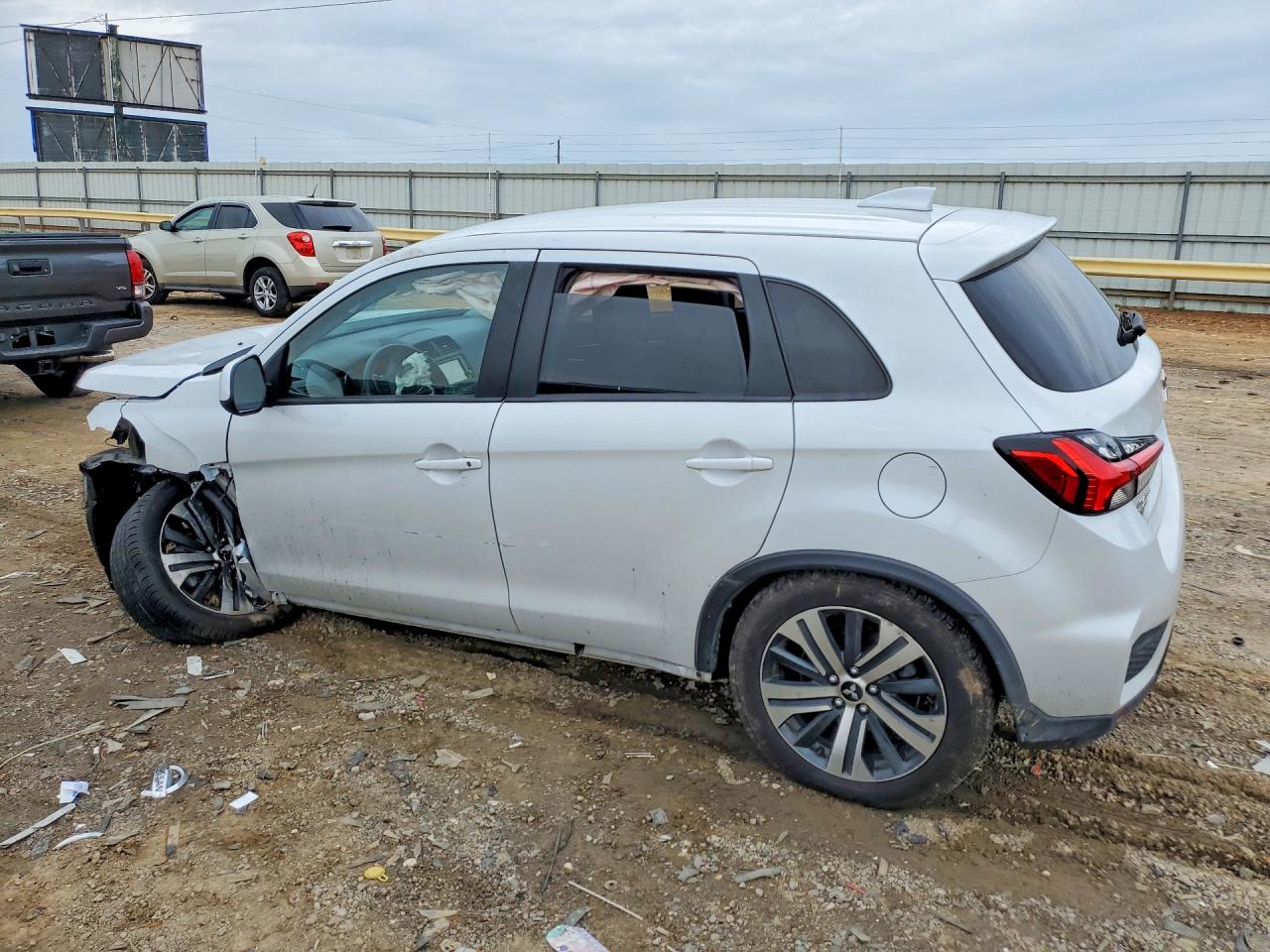 Mitsubishi Outlander S