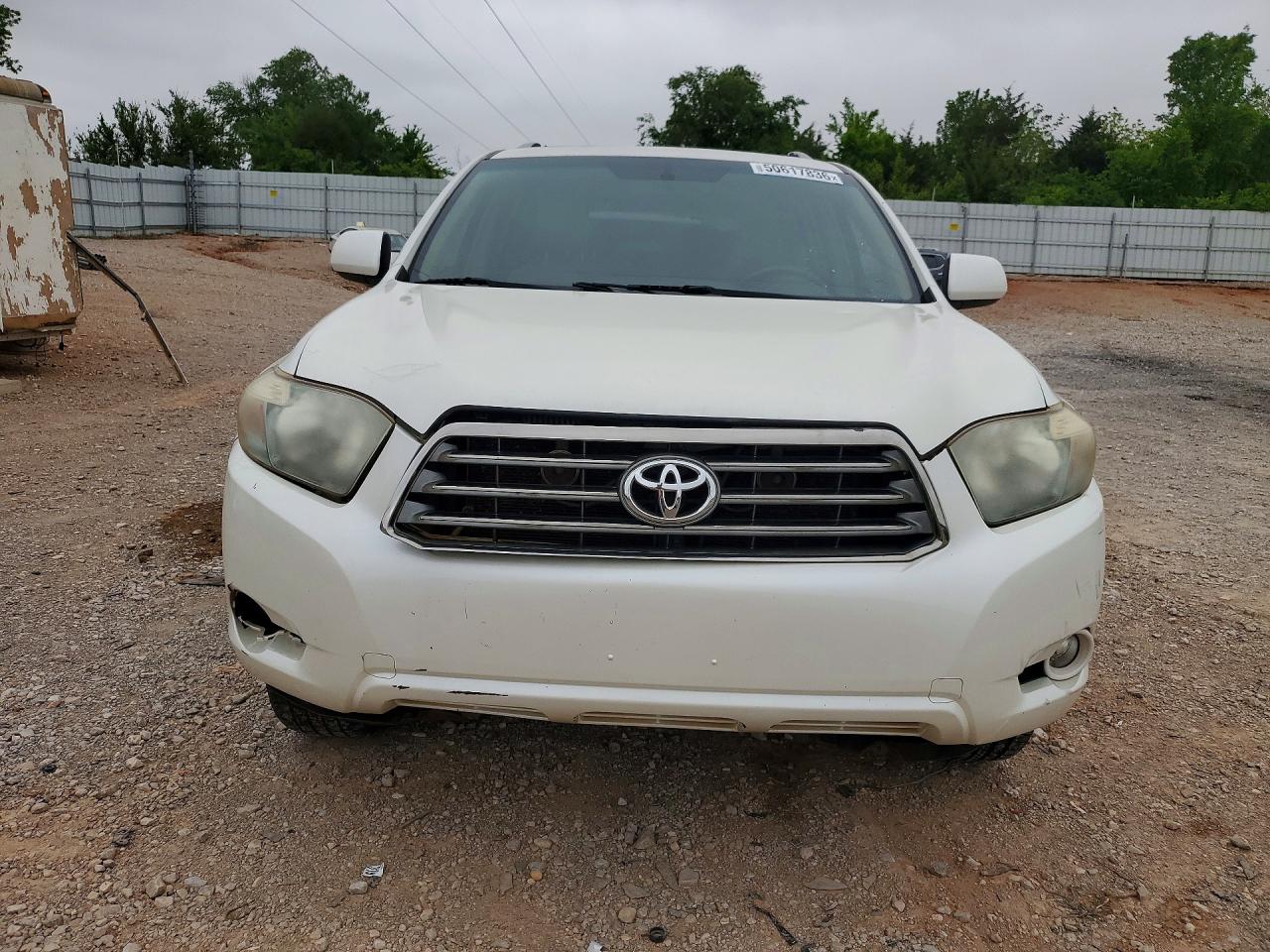 Toyota Highlander Sport