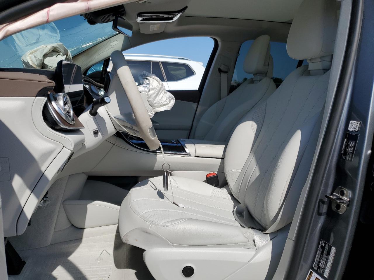 Mercedes-Benz EQE 350+