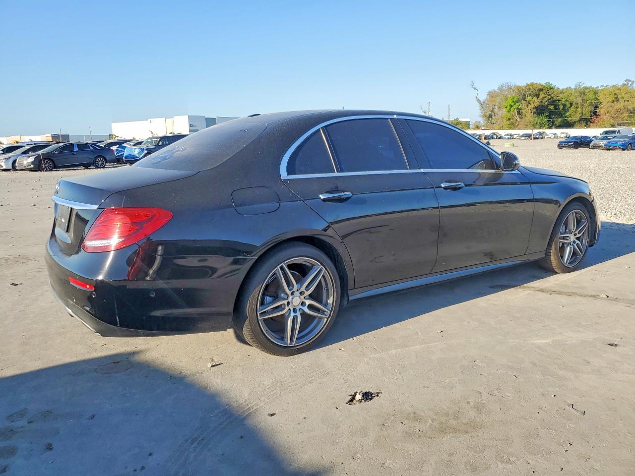 Mercedes-Benz E-Class 300