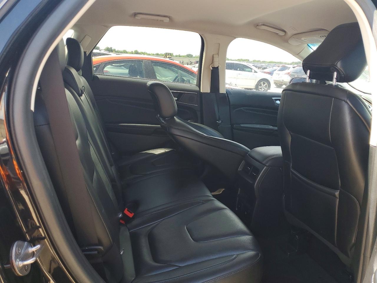 Ford Edge Titanium