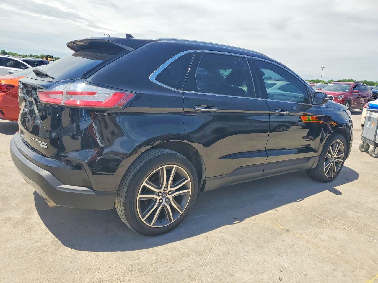 Ford Edge Titanium