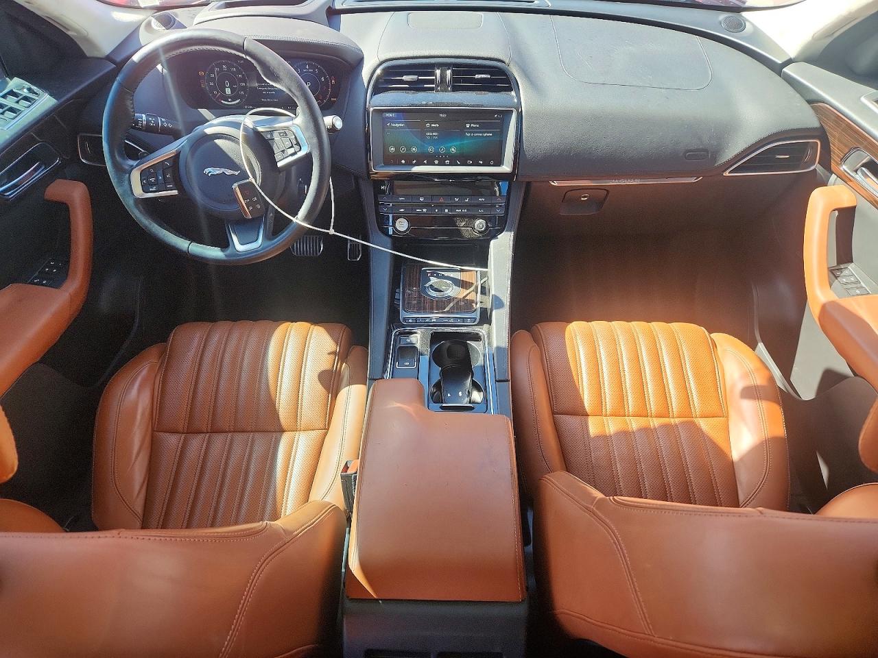 Jaguar F-PACE Portfolio