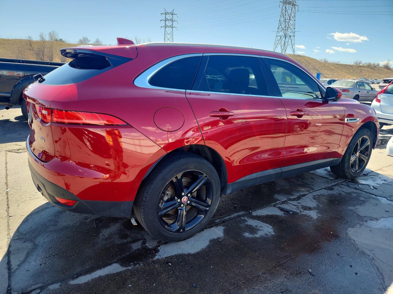 Jaguar F-PACE Portfolio